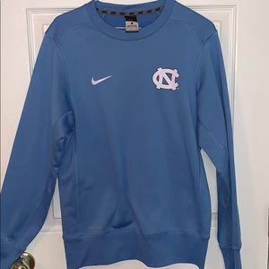 UNC Nike Therma-Fit Crew Neck
